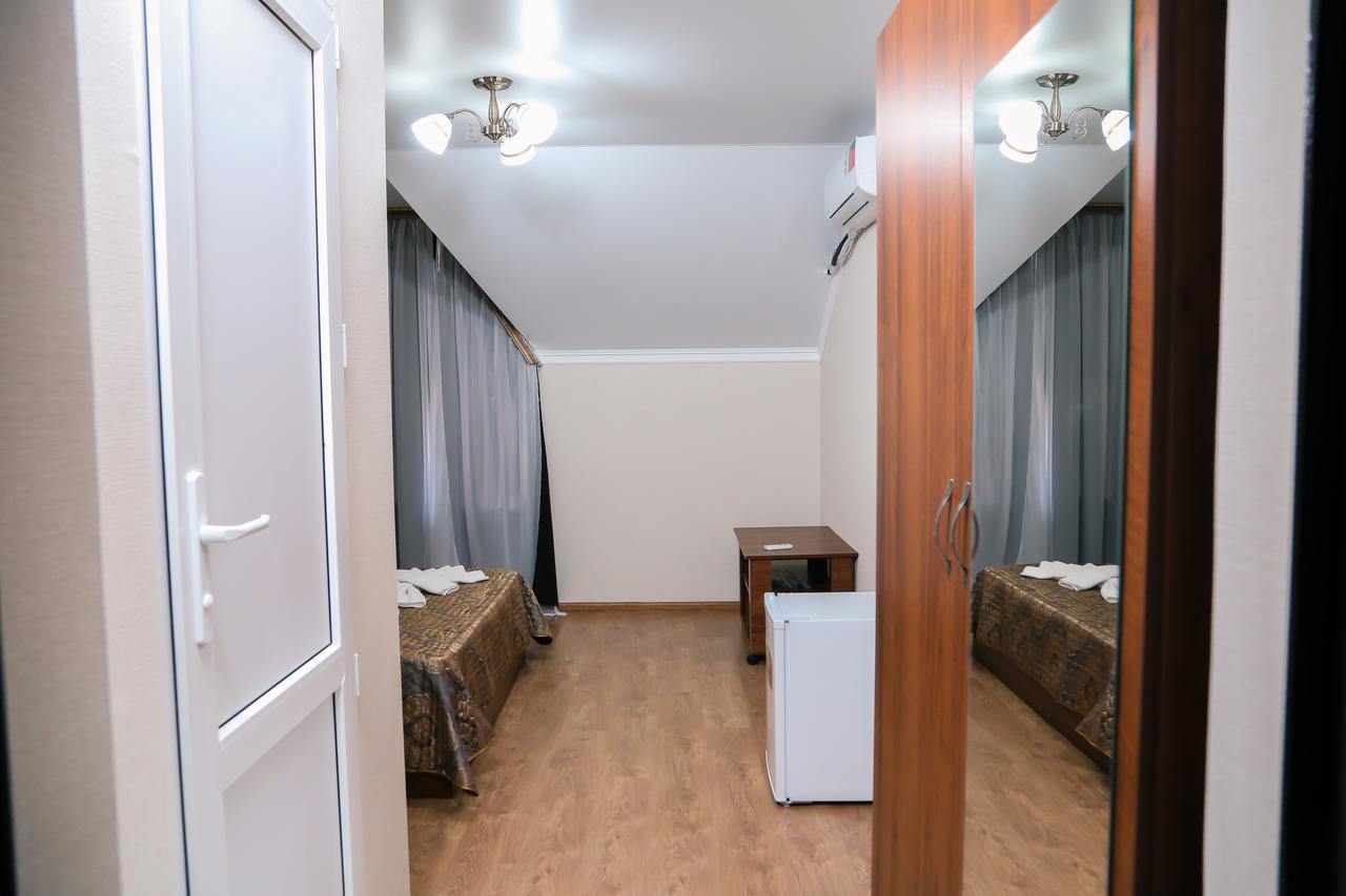 Bon Amour Gagra Exterior foto